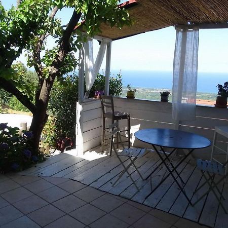 セルヴィオーヌ Casa Pentoneヴィラ エクステリア 写真