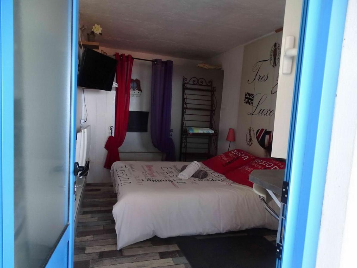 セルヴィオーヌ Casa Pentoneヴィラ エクステリア 写真
